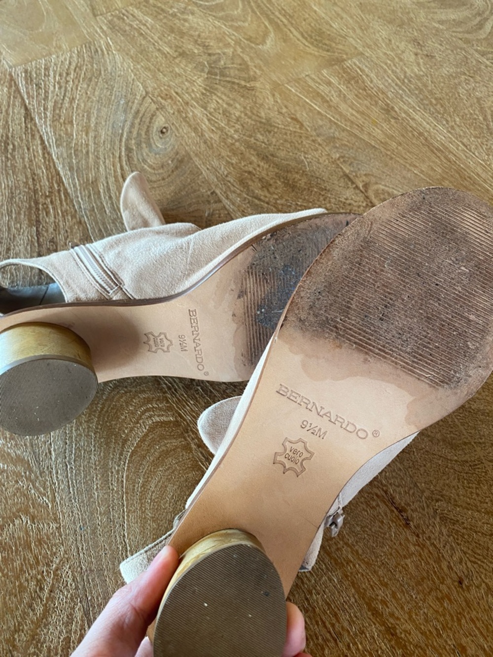 Bernardo “Luna” bow heels - Picture 11 of 15
